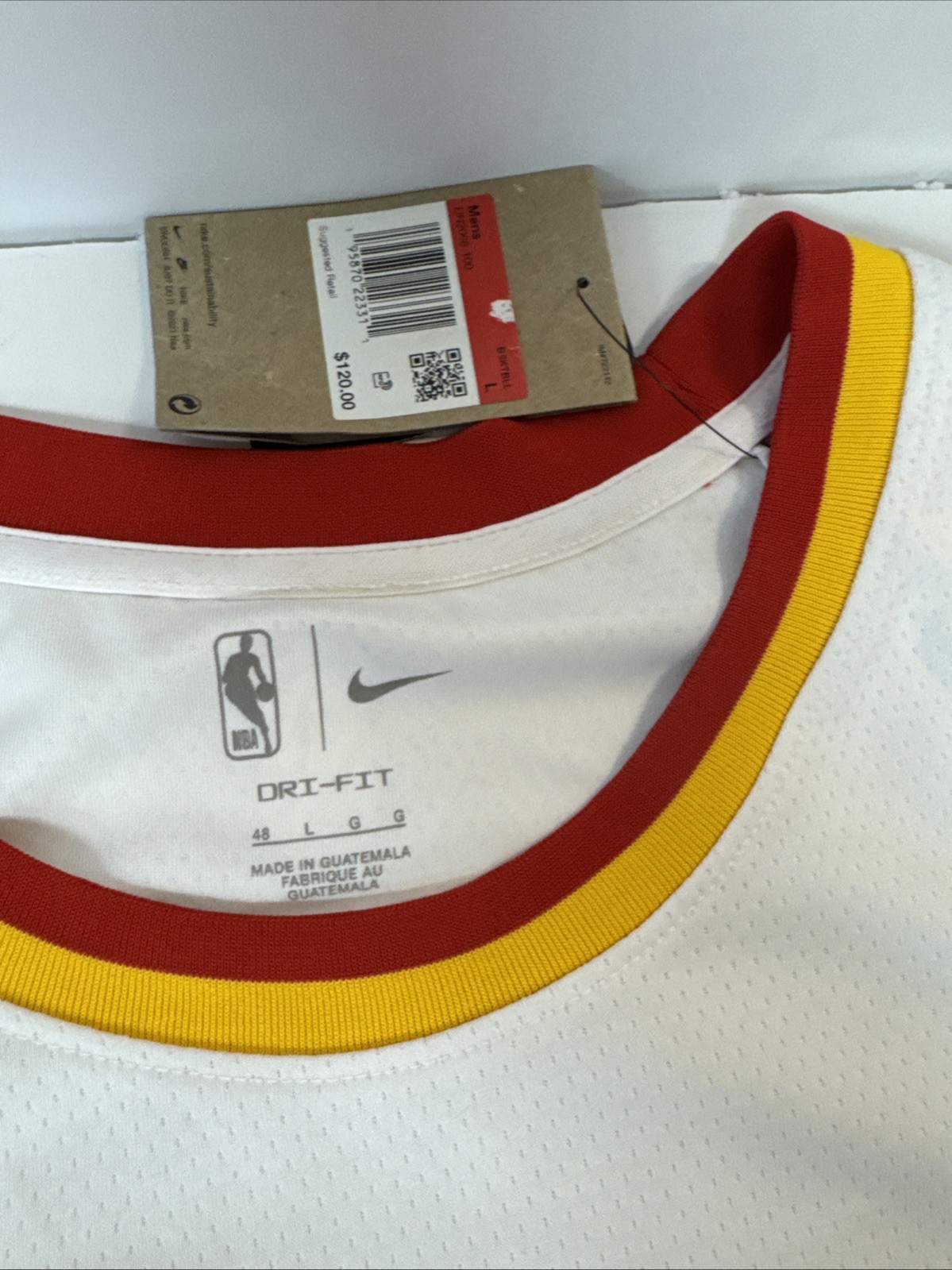 Trae Young Signed Atlanta Hawks Nike Swingman Jersey w/ tags Fanatics Cert