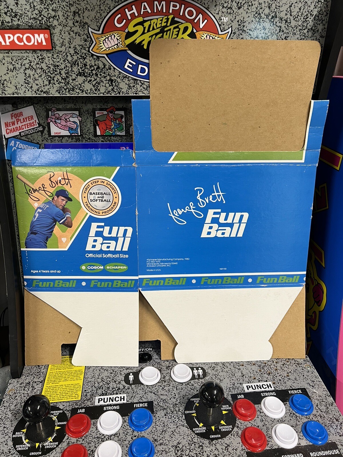 1983 George Brett Fun Ball Retail Box Display + Bat & Ball Set Cardboard Tag