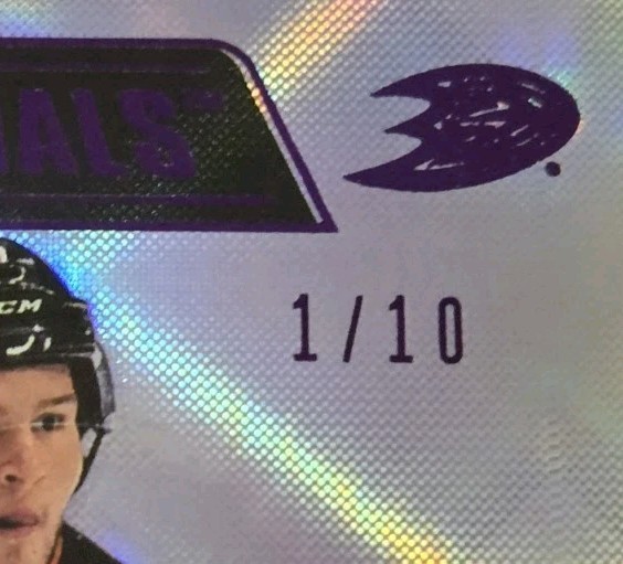 2021-22 Credentials MASON McTAVISH RC DEBUT TICKET ACCESS ON CARD AUTO # 1/10