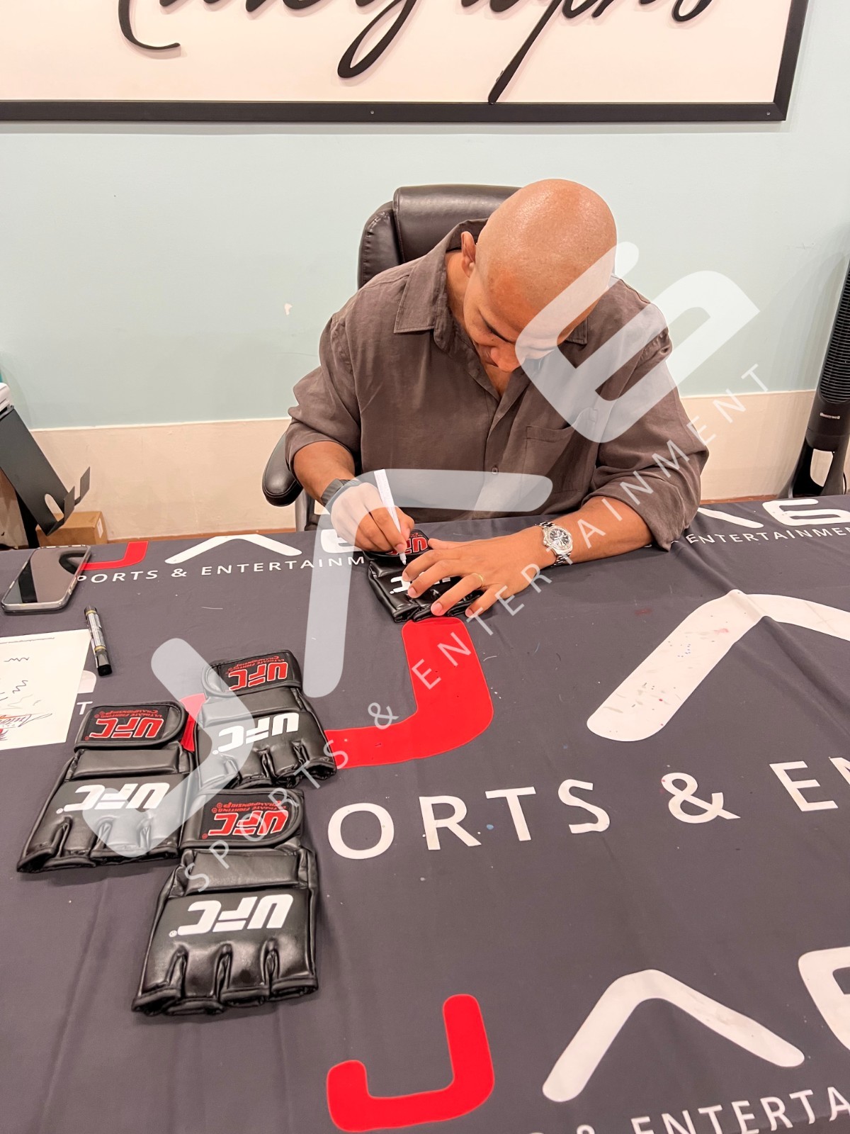 Gregory Rodrigues autographed signed glove UFC JSA Witness Robocop
