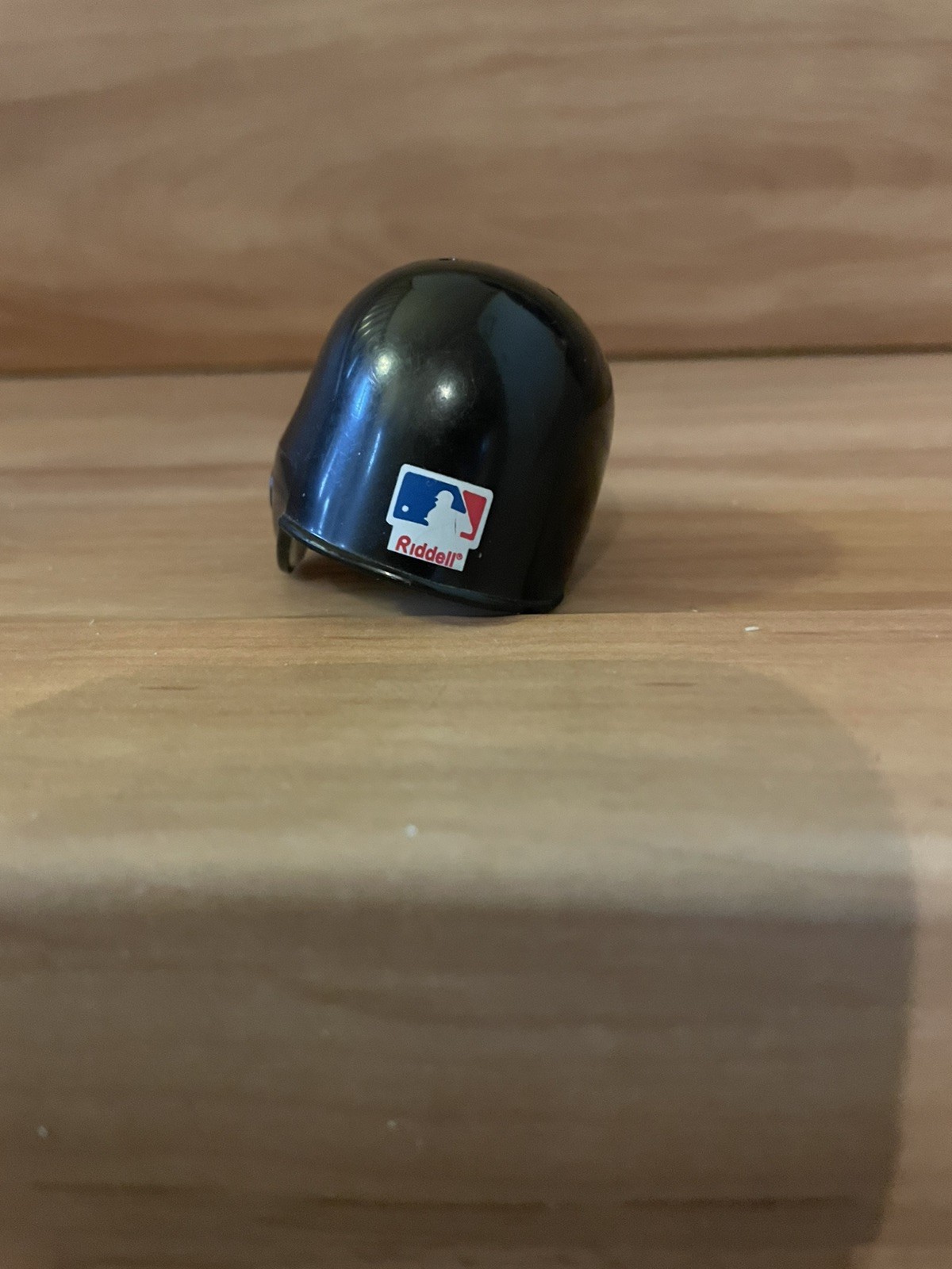 MLB Mini Pennants 9″x4″ Felt ALL 2005-2011! Lg Helmets and Mini Helmets READ!
