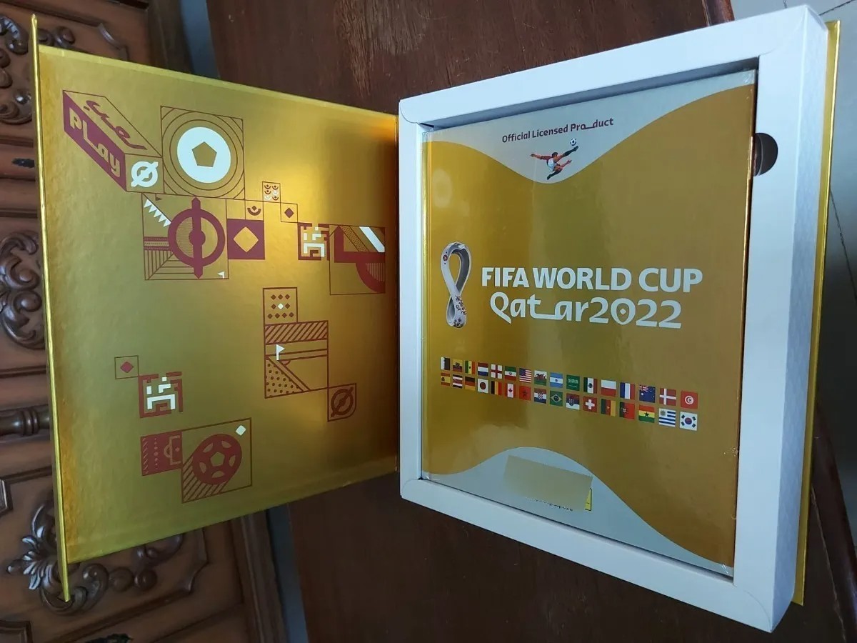 QATAR 2022 Panini Brasil – Empty Golden Box + SEALED Hardcover Golden Album