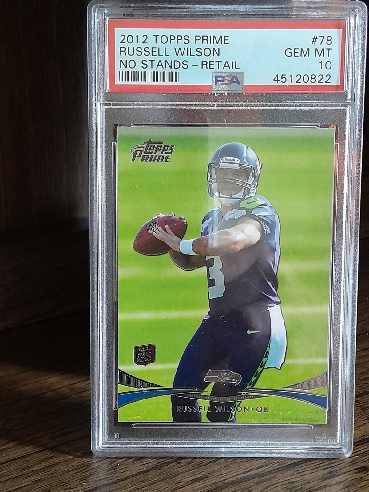 Topps 2012 Prime Russell Wilson RC No Stands Retail #78 Seahawks PSA 10