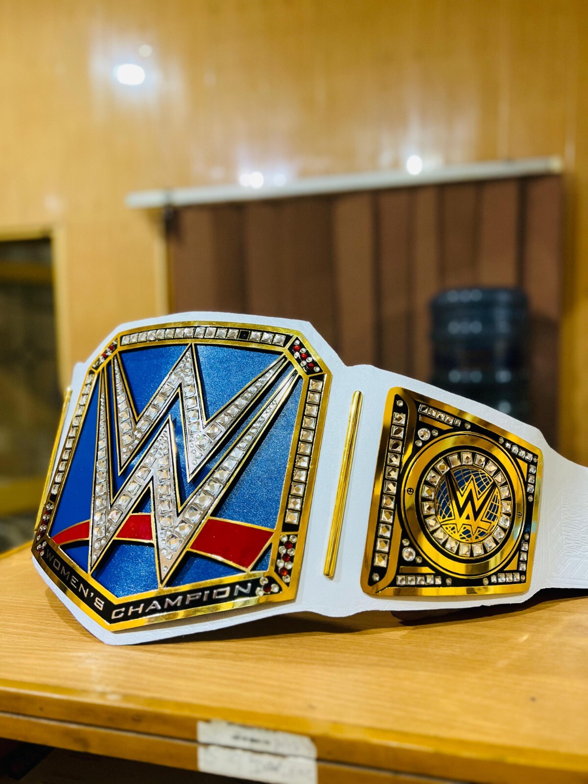NEW WOMENS SMACKDOWN CHAMPIONSHIP BELT REPLICA TITLE 2MM BRASS ADULT SIZE
