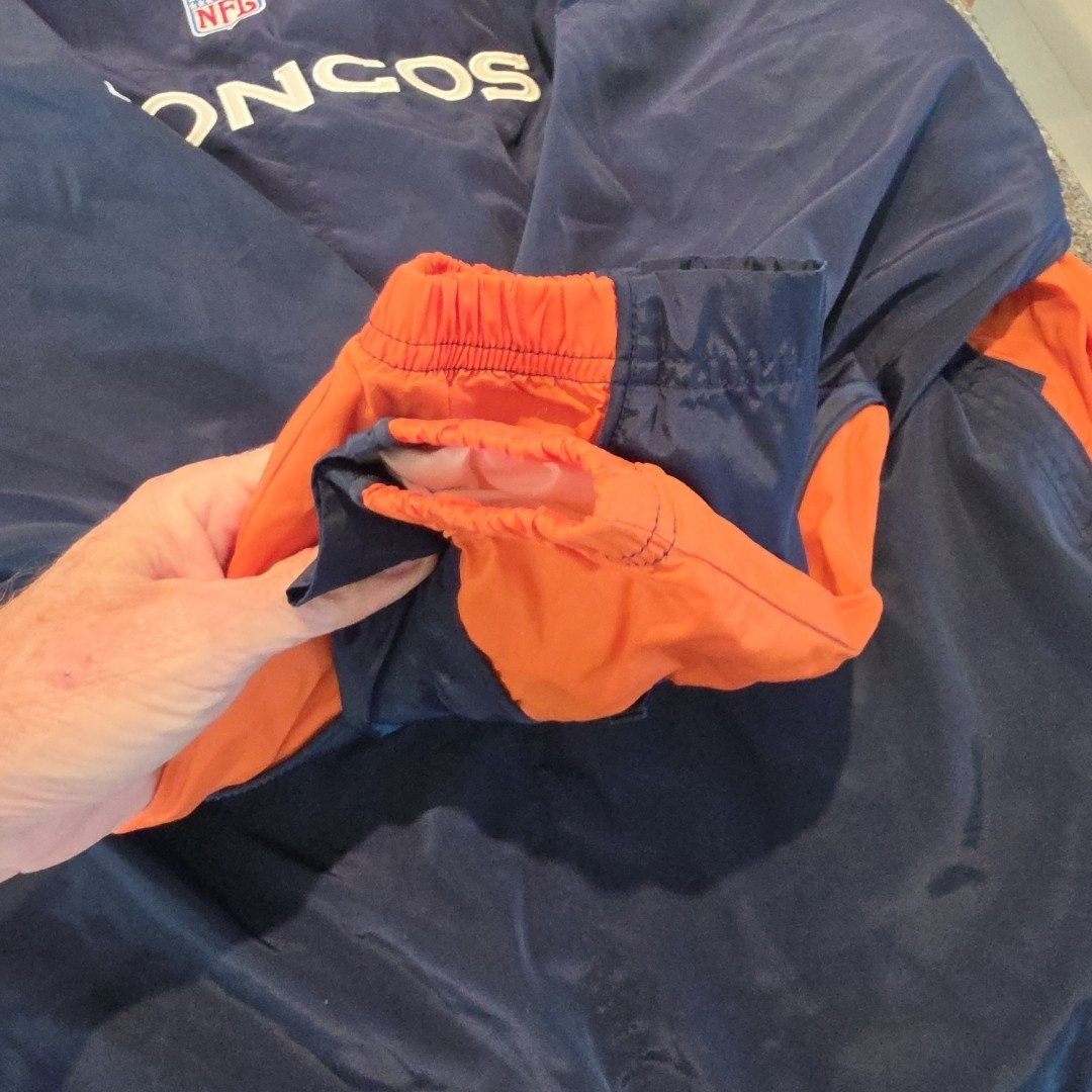 Denver Broncos Lot 5 Pcs Sz Xl+ Jersey Hoodie LS Shirt Golf Towel Windbreaker