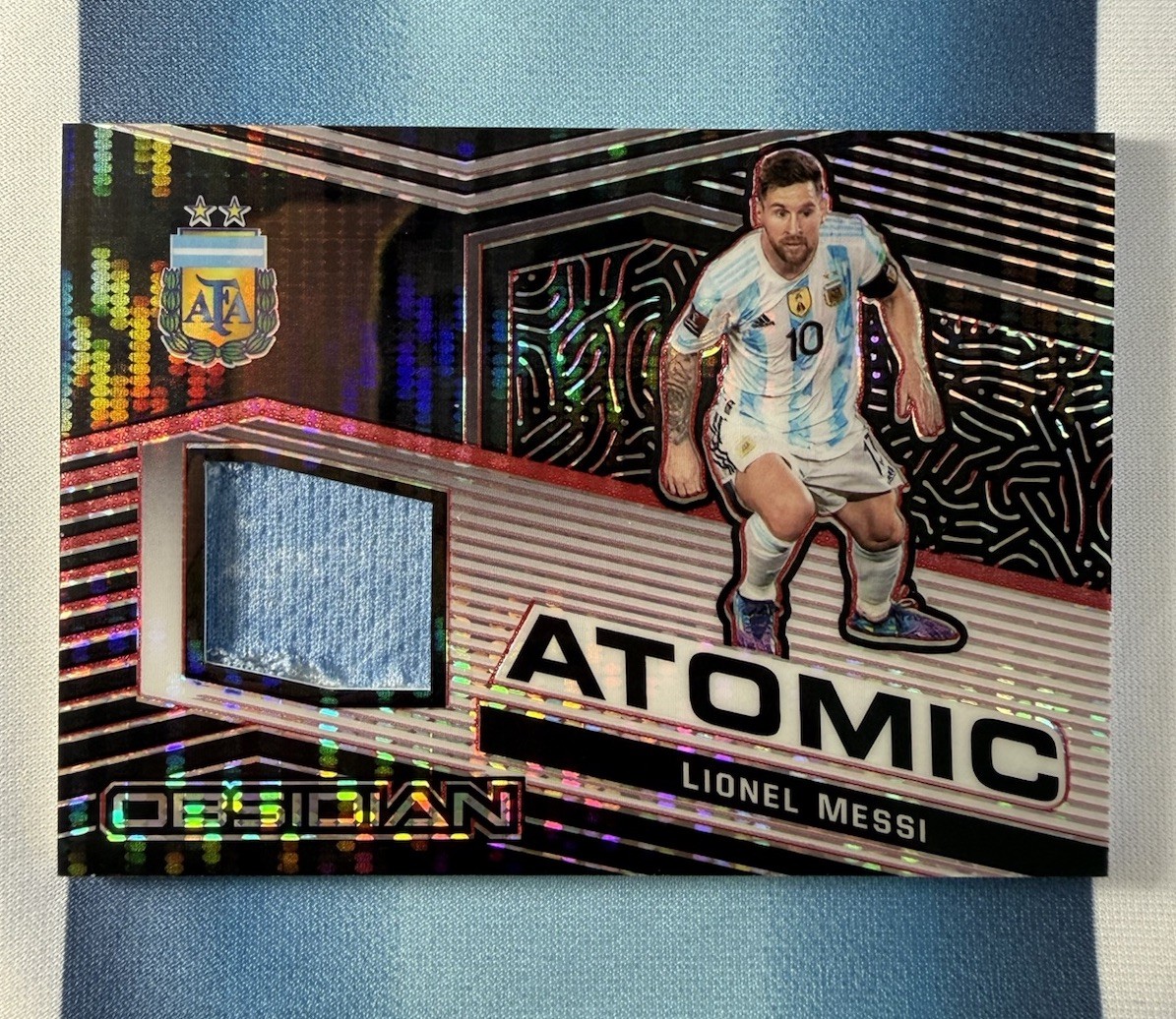 Lionel Messi 2021-22 Panini Obsidian Atomic Material Patch Relic Red Pulsar 6/44