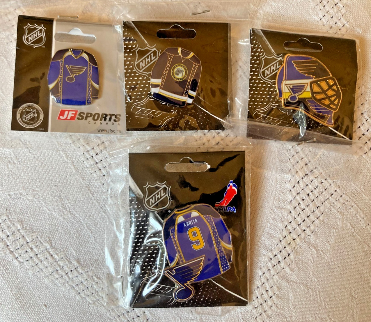 JF Sports Lapel Pins NHL ST. Louis Blues Kariya & Blue Jerseys w/ Goalie Mask