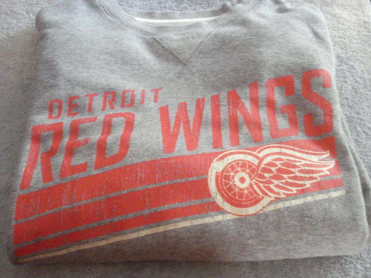 VINTAGE DETROIT RED WINGS SWEATSHIRT w/PADDED ELBOWS(CCM – XXL)