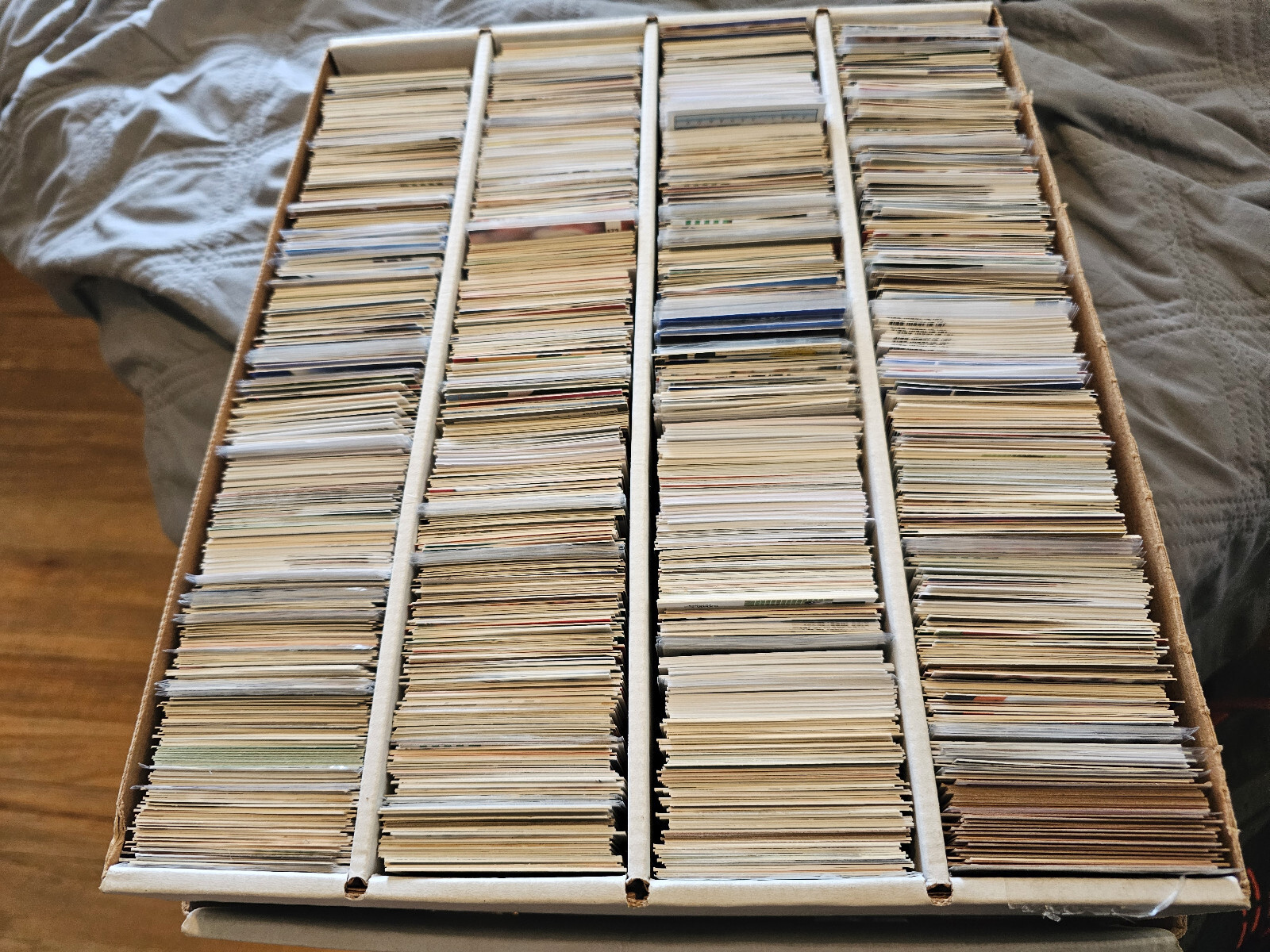 APPROX 3000 FOOTBALL CARDS VARY YEARS AND MAKES