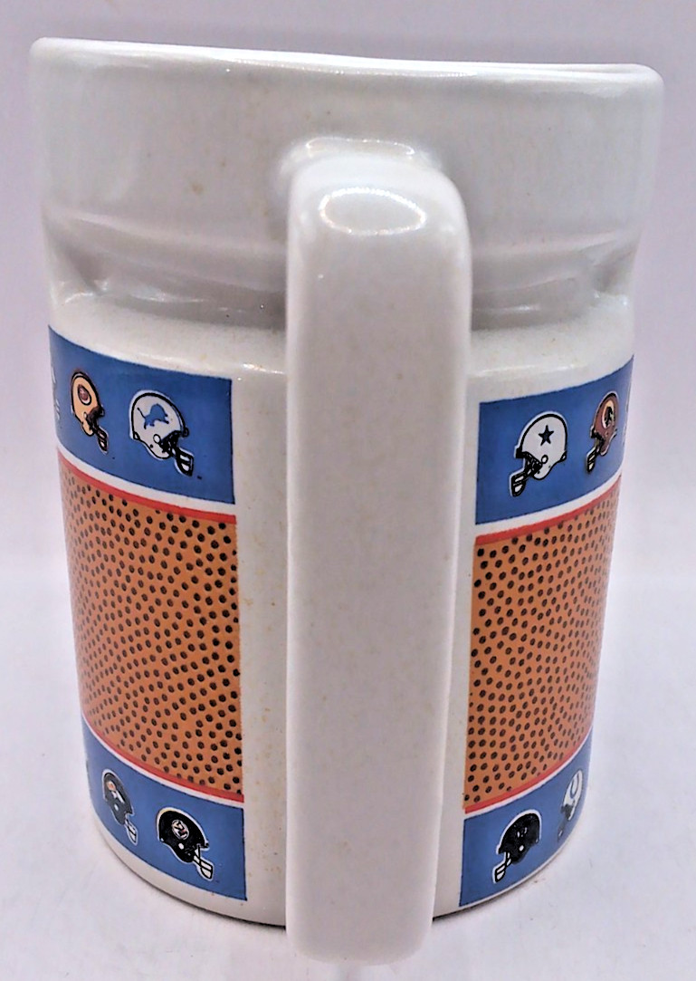 Vintage Official NFL Ceramic Football Helmets Graphic Coffee Mug, 8 Ounces
