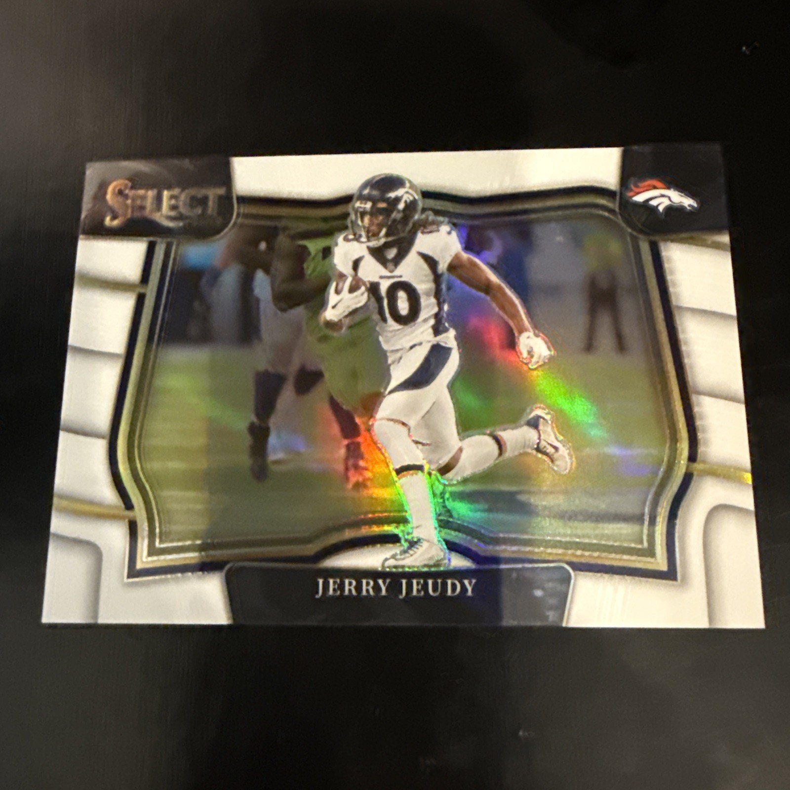 2022 Panini Select – Field Level Jerry Jeudy #486 – White Prizm /35
