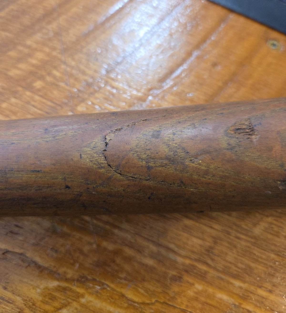 Early A.J. Reach Rare O’Farrell Model Baseball Bat 33 5/8″ long 32.4 Oz