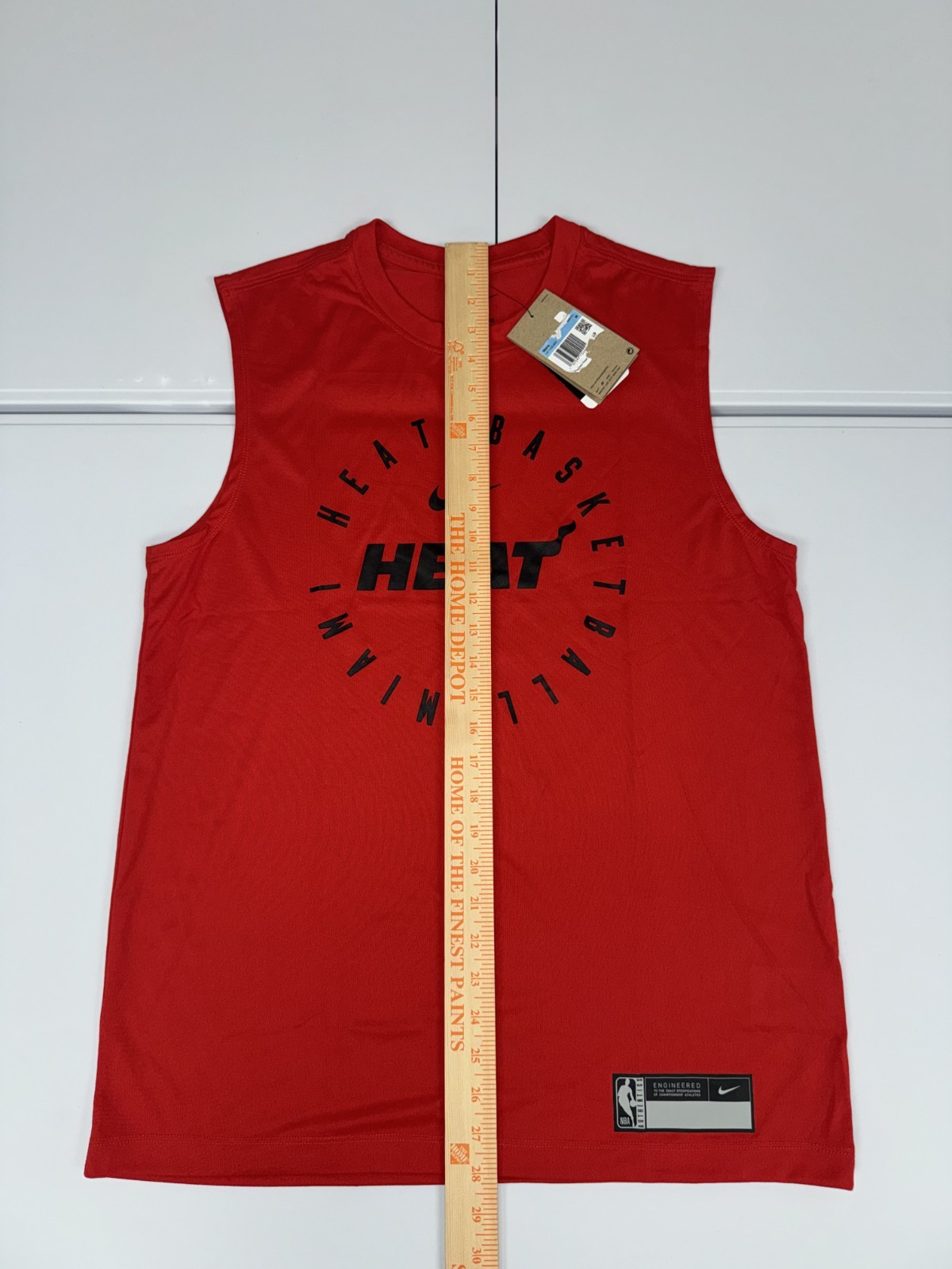 Nike Miami Heat NBA Authentics Sleeveless Shirt Men’s Red NWT Pick Size $35