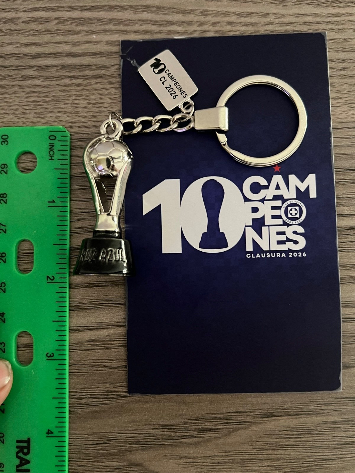 CRUZ AZUL KEYCHAIN TROFEO OFICIAL DEL EQUIPO CRUZ AZUL LLAVERO DE LA 10MA COPA