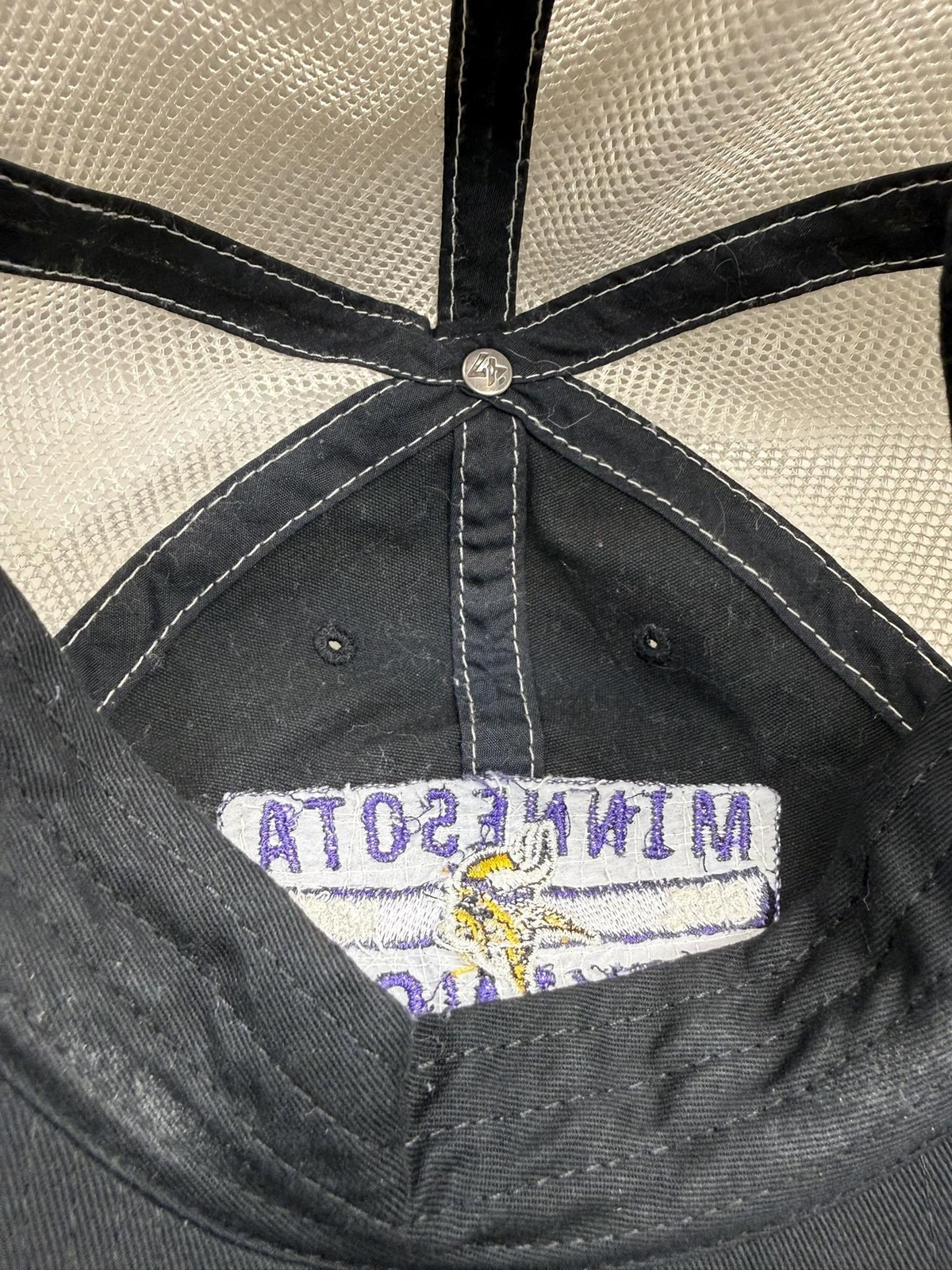 Minnesota Vikings Hat Cap Snap Back Mens One Size Black NFL Football Trucker ’47