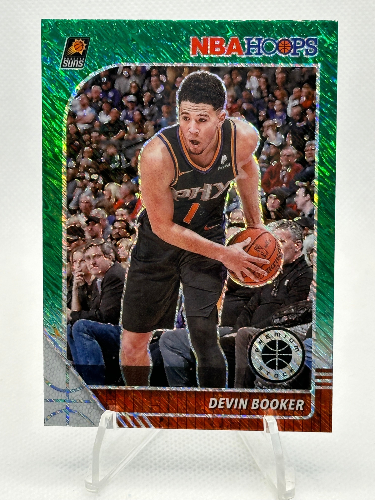 2019-20 Hoops Premium Stock #149 Devin Booker (Green Shimmer)