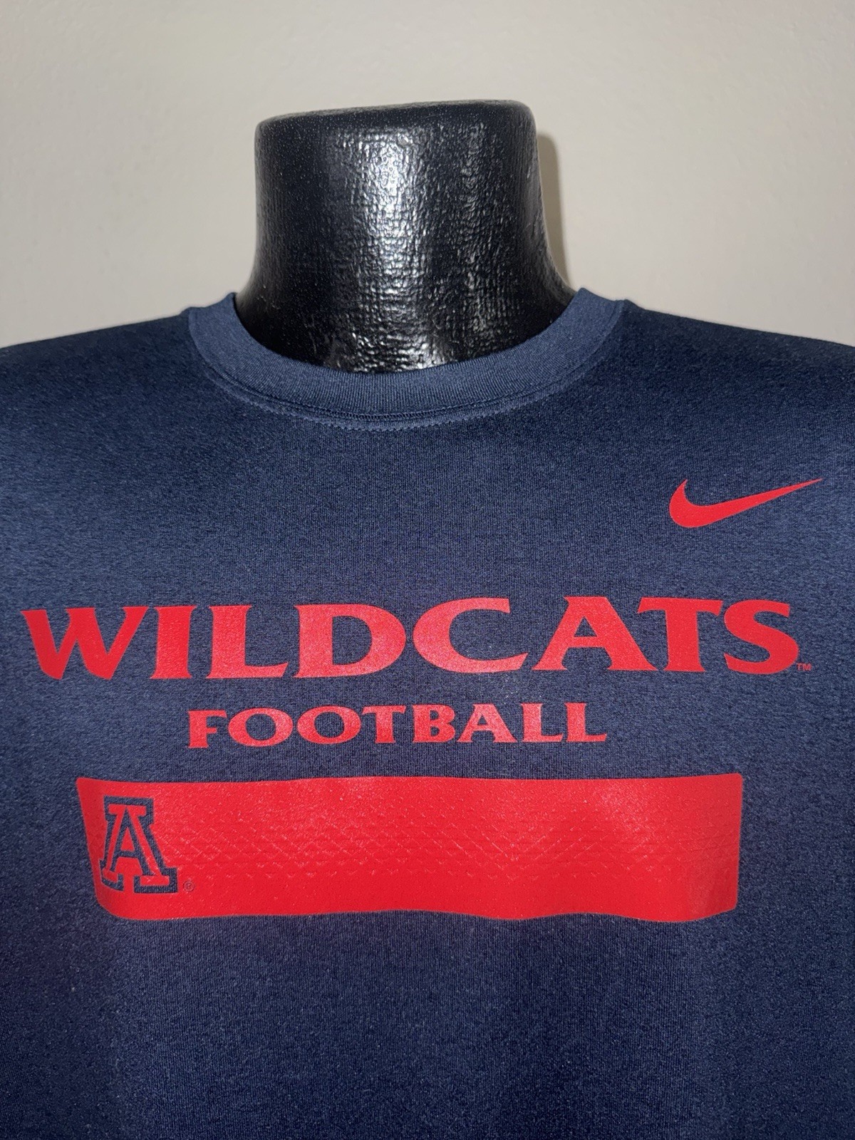 Men’s NCAA Football Nike Arizona Wildcats Short Sleeve Dri-FIT Navy T-Shirt L