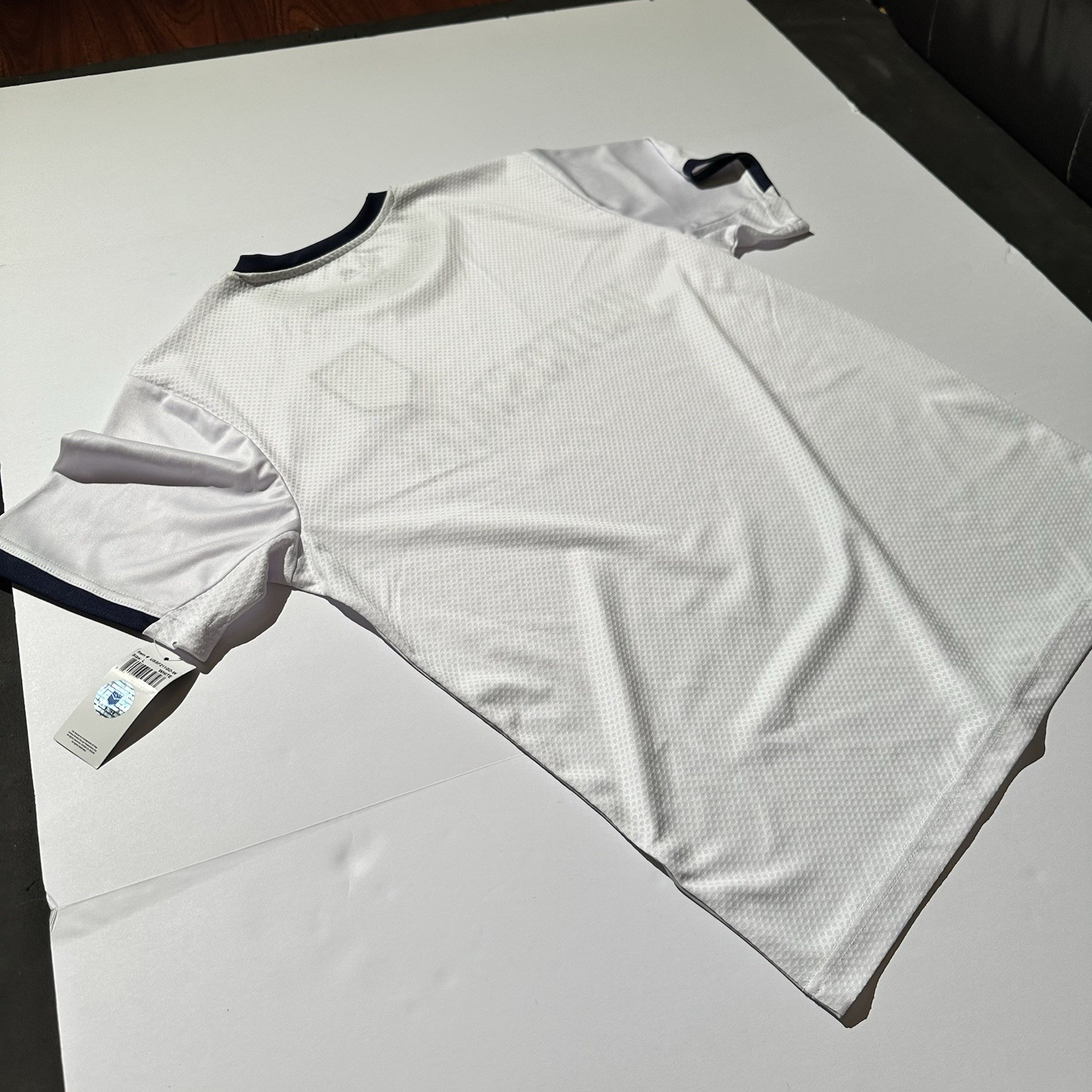 NEW! United States Soccer White Grey Gradient Jersey – Men’s Large