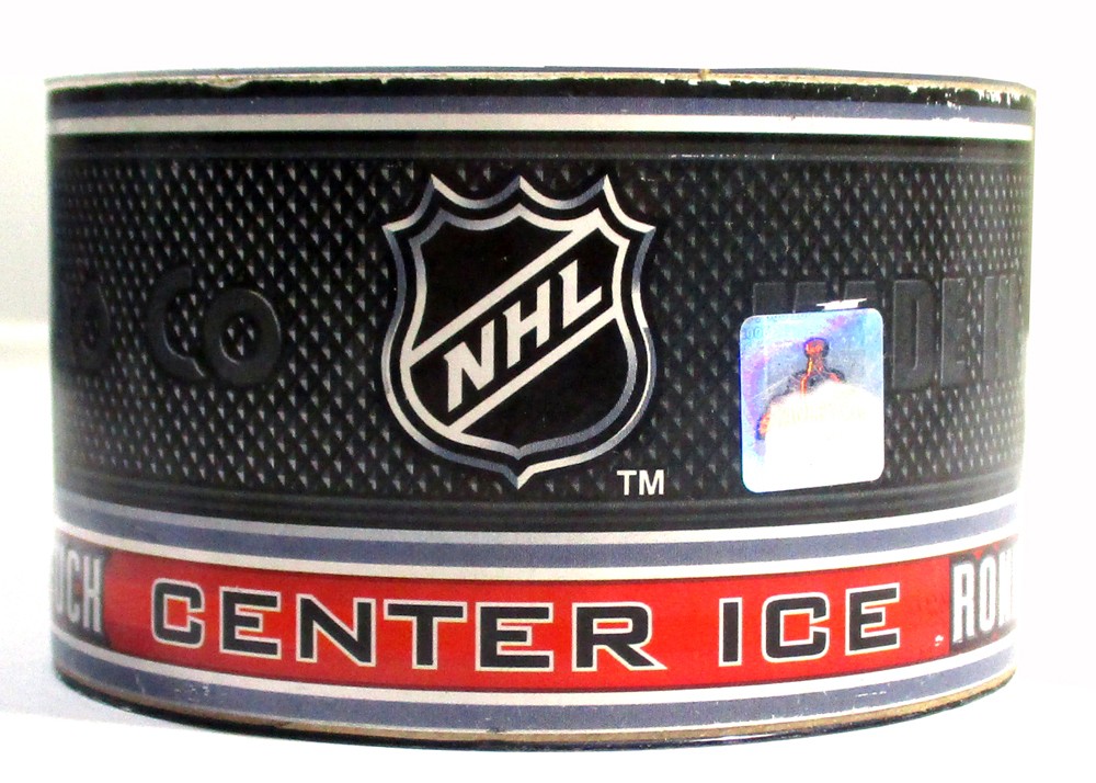 2006 Stanley Cup Final Game 3 Center Ice NHL Official Game Puck New NIP