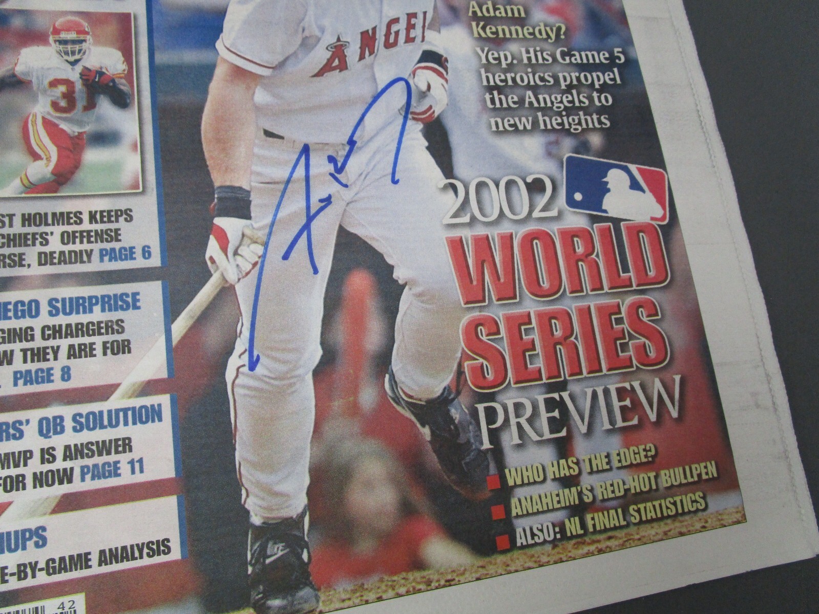 3 SIGNED Sports Weekly VLADIMIR GUERRERO + ADAM KENNEDY + ERIC GAGNE Baseball