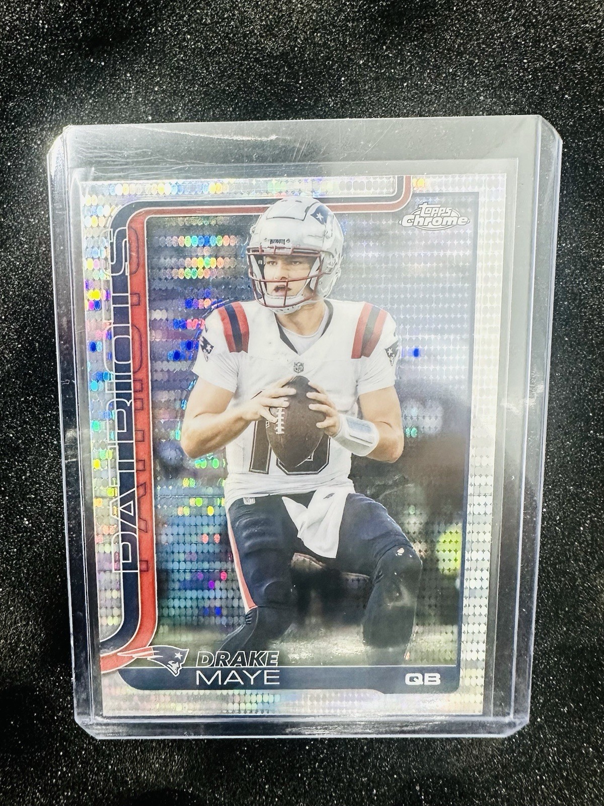 2025 Topps Chrome – Drake Maye #207 Pulsar Refractor
