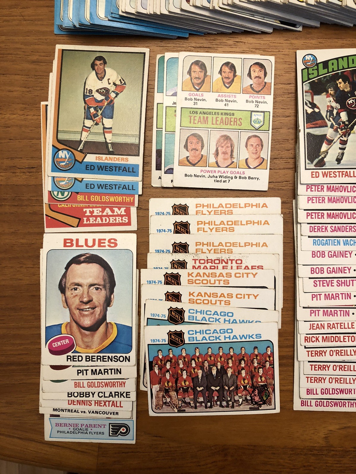 (544) 1971-80 Topps Hockey Cards Lot Dupes VG to EX Hull Clarke Mahovlich Hodge
