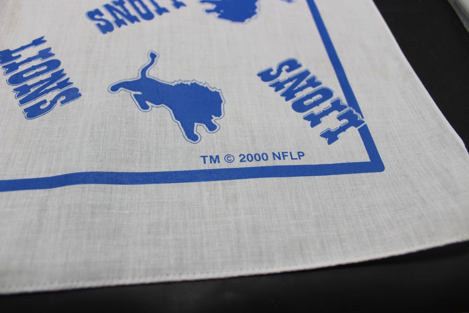 Detroit LIONS BANDANNA 22 X 22 Inches Washable – Made In The USA
