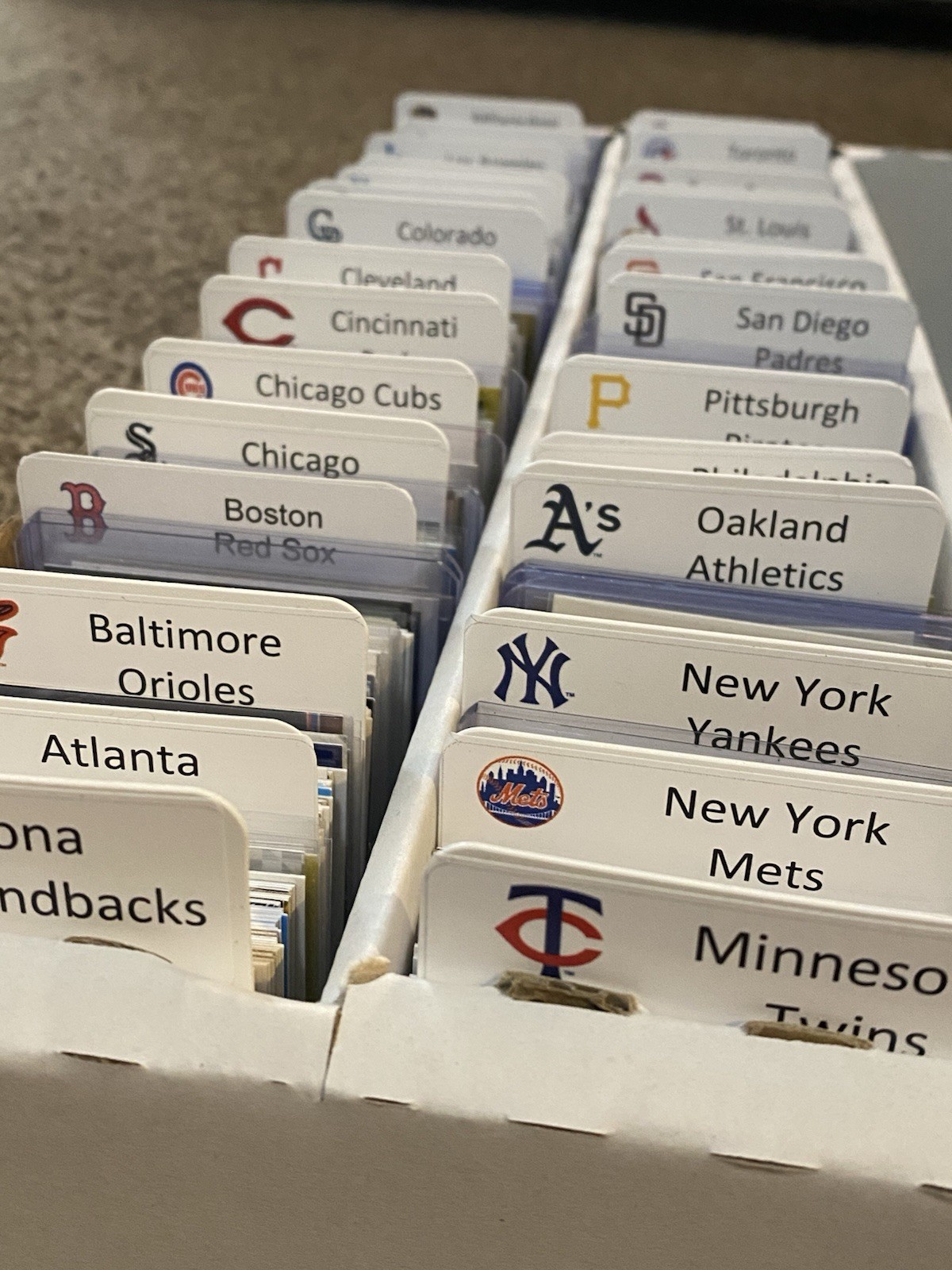 30 TALL Sports Card Dividers with 30 FREE NBA Teams Logos Labels