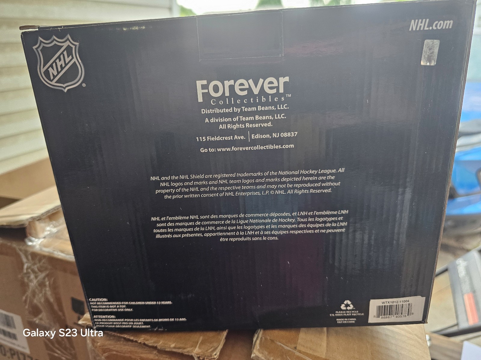 CAROLINA HURRICANES PIGGY BANK NHL HOCKEY NEW IN BOX LARGE SIZE
