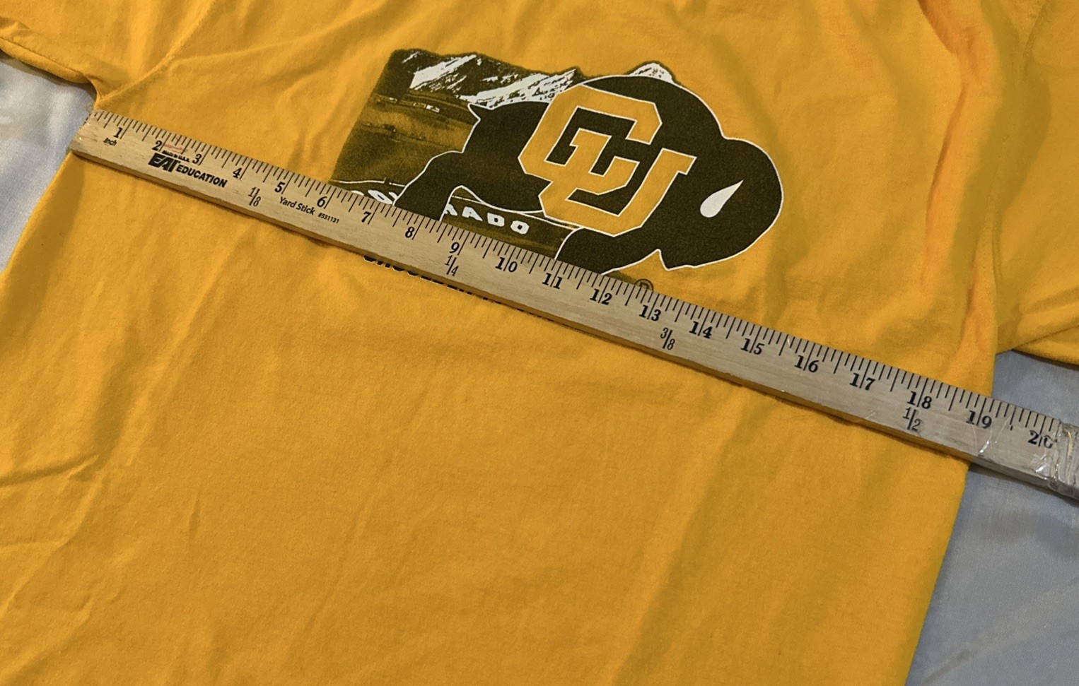 VTG Colorado Buffaloes Fight Song T Shirt Men M Yellow Shoulder To Shoulder 2006