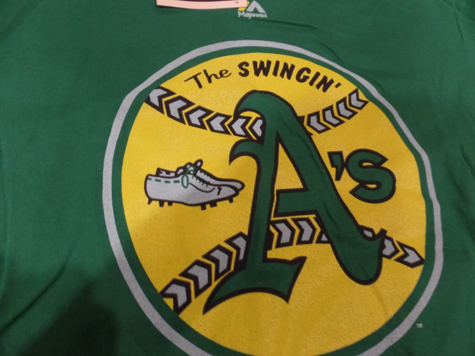 Oakland Athletics Throwback Kelly Green 1971 Vintage Logo Slim Fit Shirt New tag
