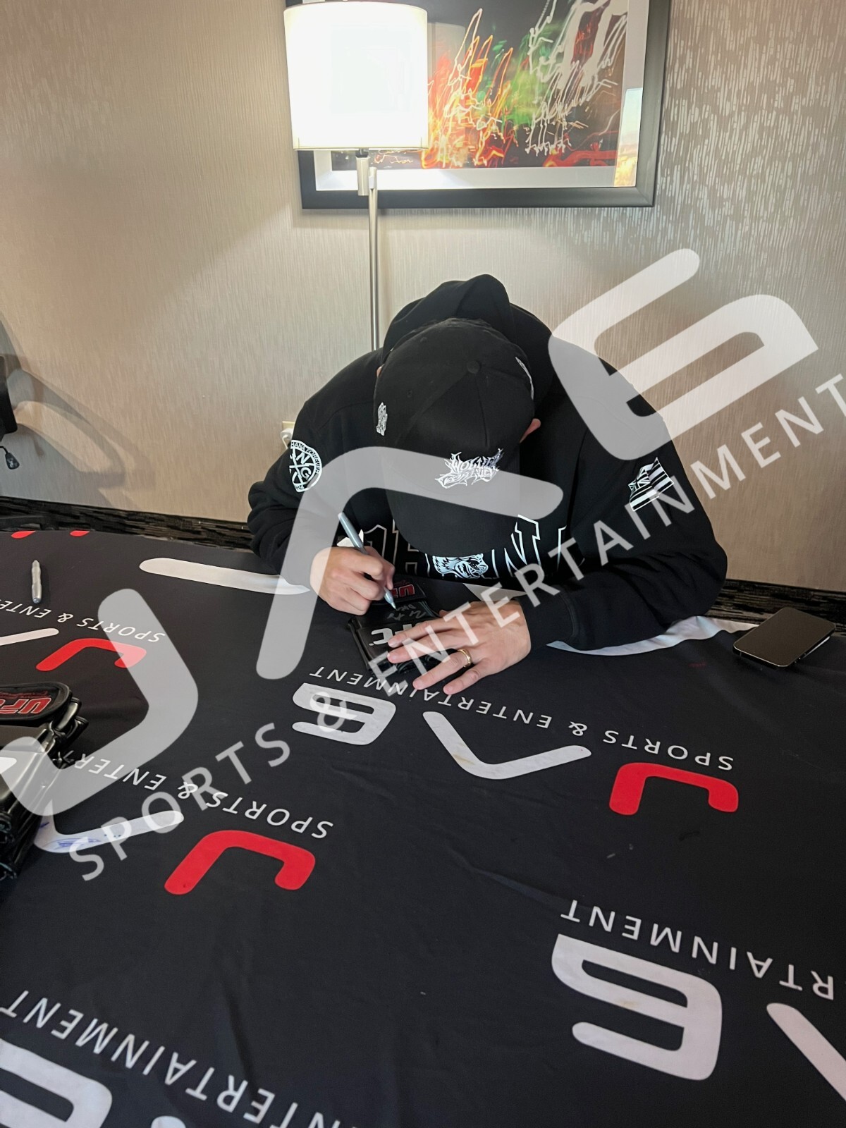 Max Holloway autographed signed glove UFC JSA Blessed