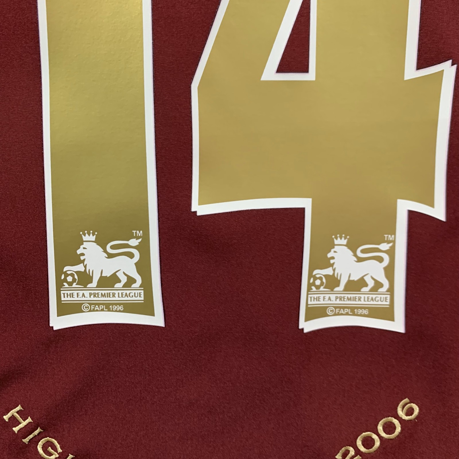 Thierry Henry Arsenal 2005/2006 Home Jersey – Retro Jersey – Mens Sizes – NWT