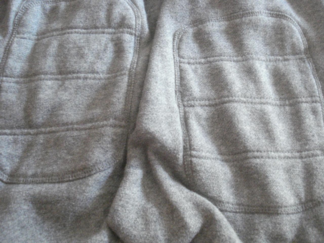 VINTAGE DETROIT RED WINGS SWEATSHIRT w/PADDED ELBOWS(CCM – XXL)