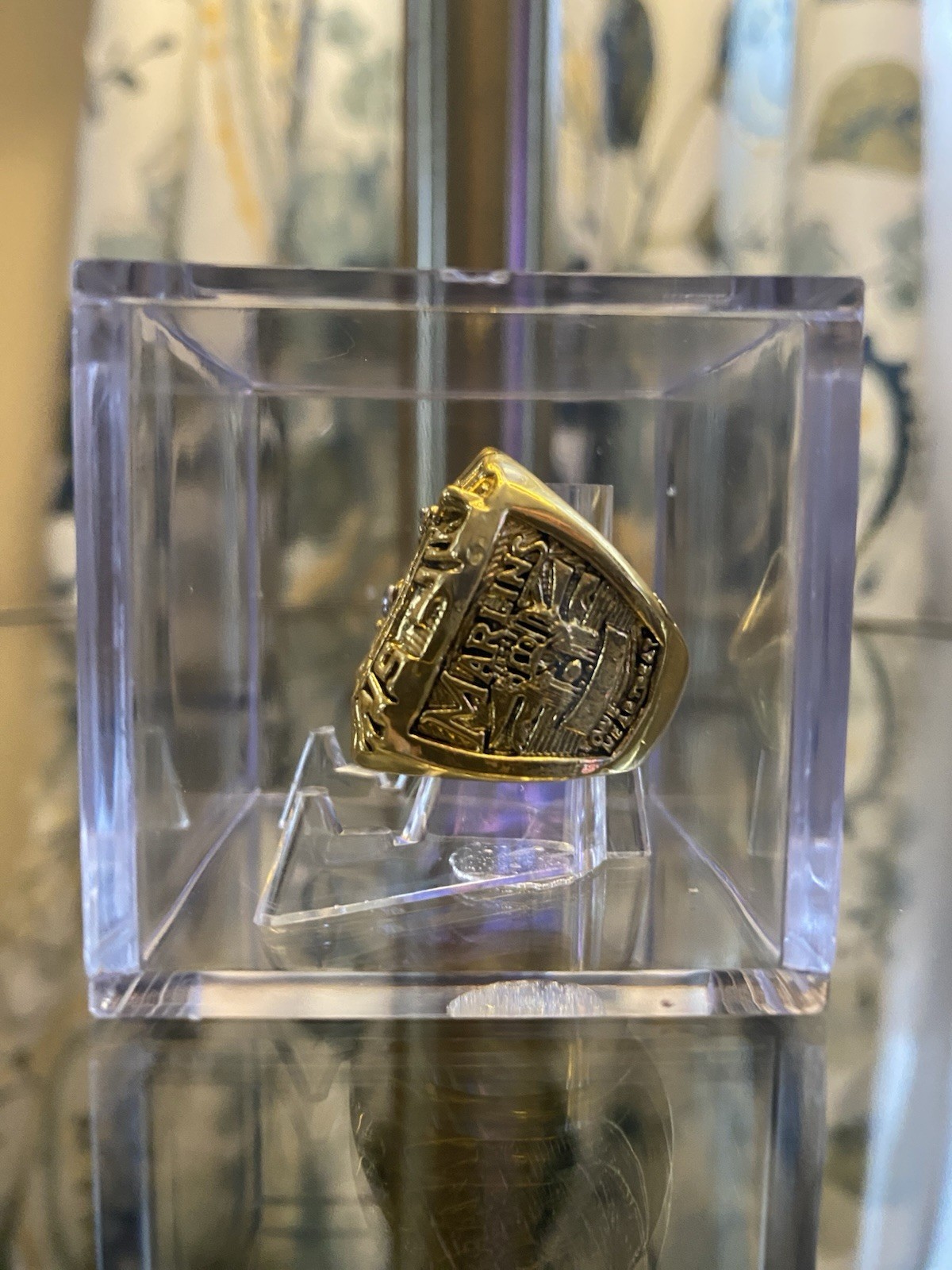 1997 Florida Marlins World Series Ring w/Showcase Cube Hernandez USA SHIP
