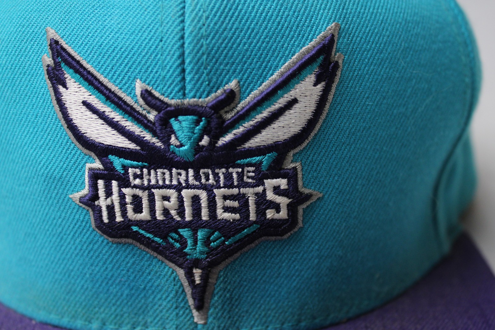 Charlotte Hornets Unisex Adult’s Mitchell & Ness Snapback WR4 Multi One Size