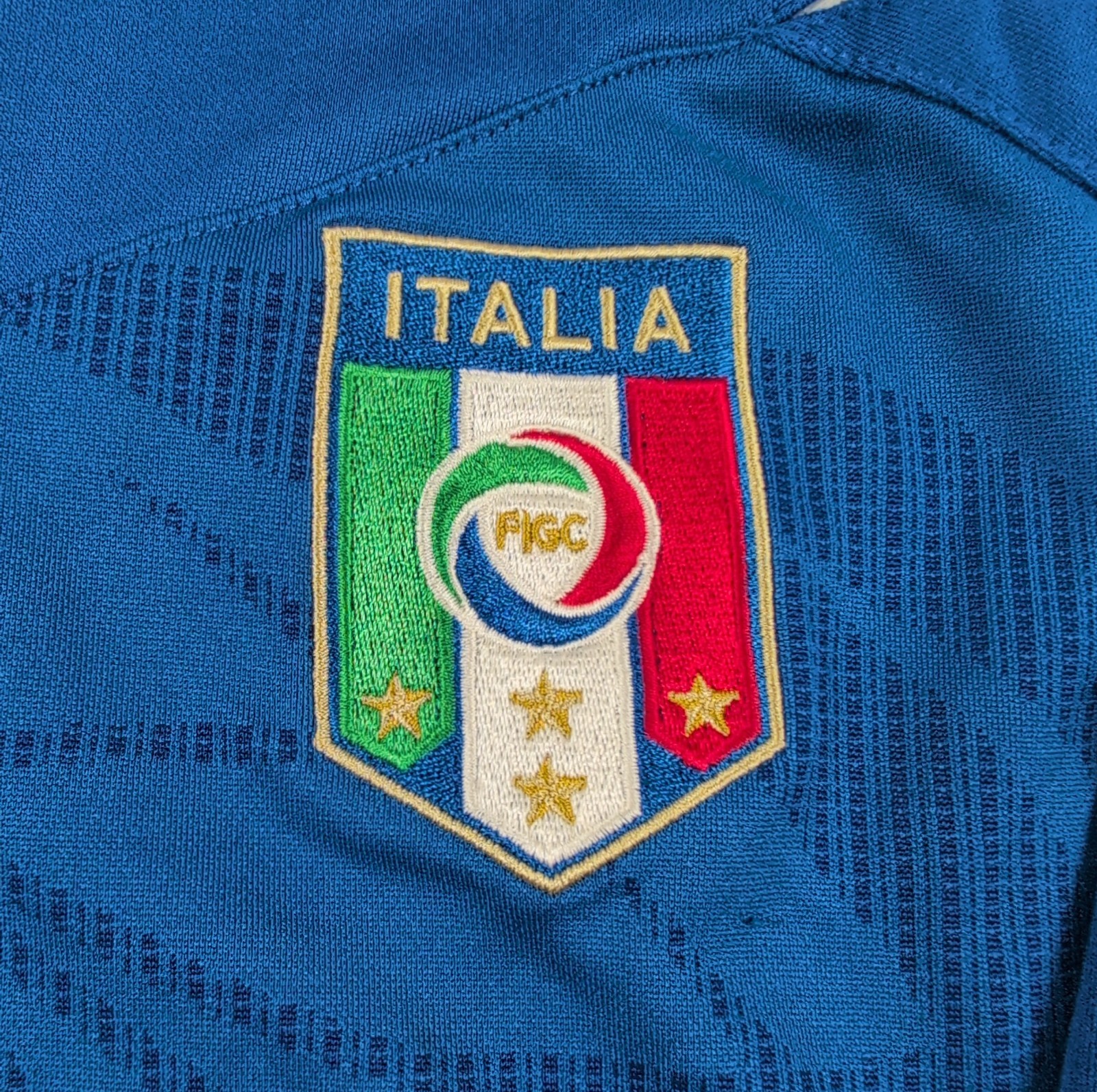 Puma Italy 2010/2011 Home Blue Soccer Shirt Jersey Adult Size Medium Football