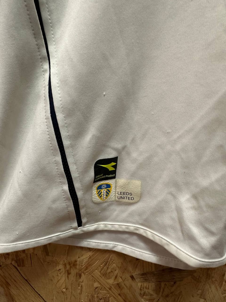 LEEDS UNITED 2004 2005 HOME SHIRT FOOTBALL SOCCER JERSEY DIADORA MENS SIZE S