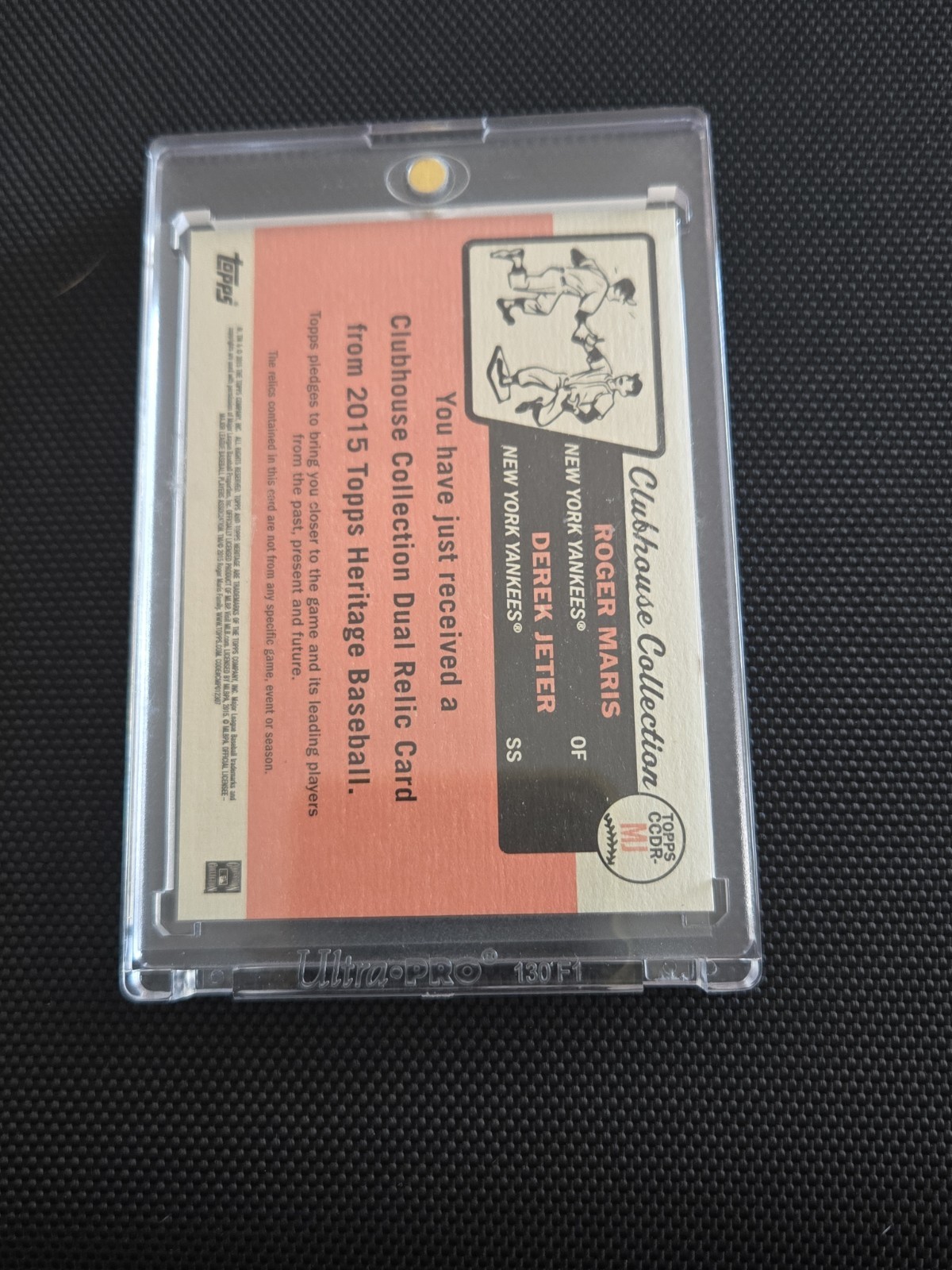 2015 Topps Heritage – Clubhouse Collection Dual Relics Derek Jeter, Roger Maris