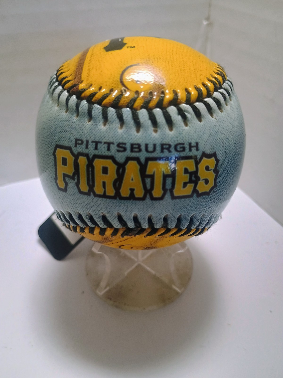 Pittsburgh Pirates Collectable Souvenir Baseball **Your Choice**
