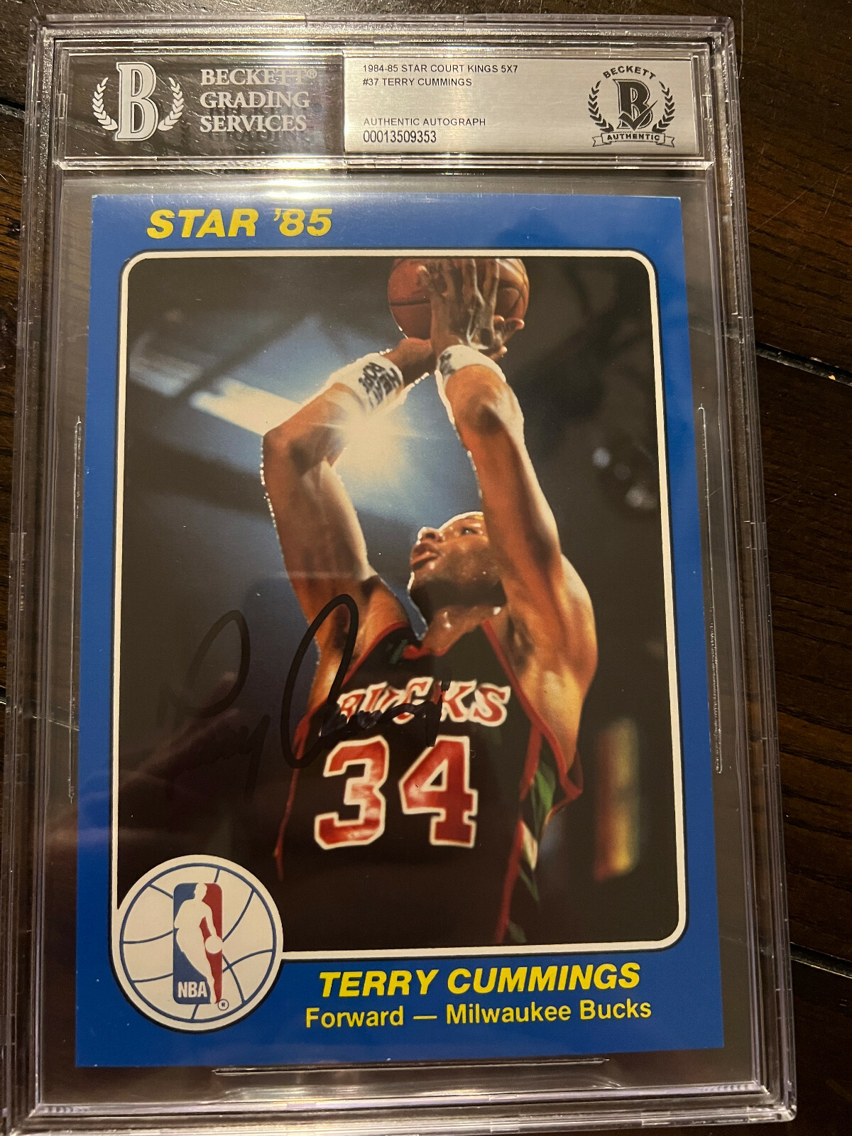 1984-85 Star Court Kings 5 X 7 #37 Terry Cummings BGS BAS Authentic Autograph