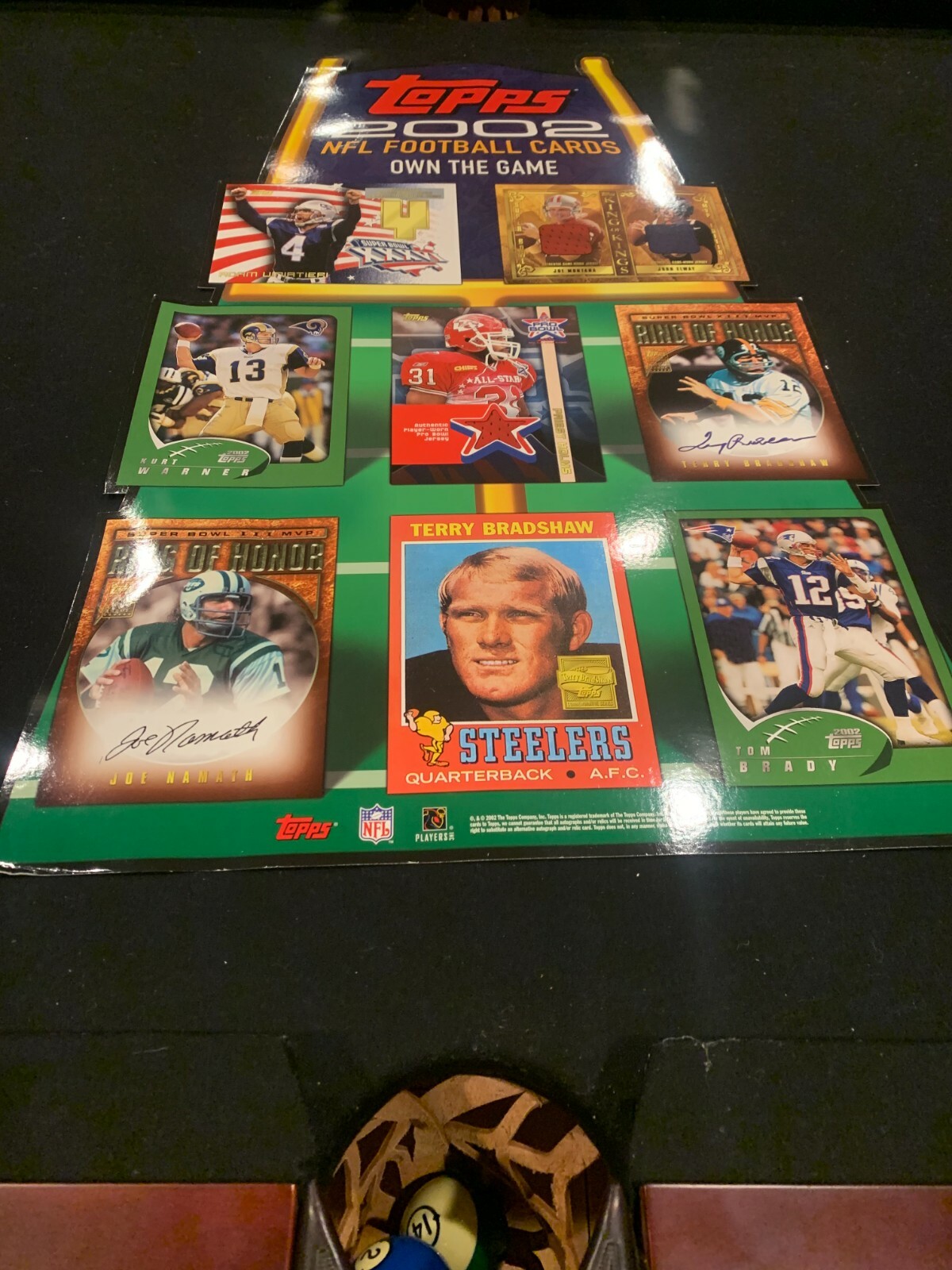 2002 TOPPS FOOTBALL CARD HANGING TWO SIDED DISPLAY HUGE 36″ X 20″ RARE