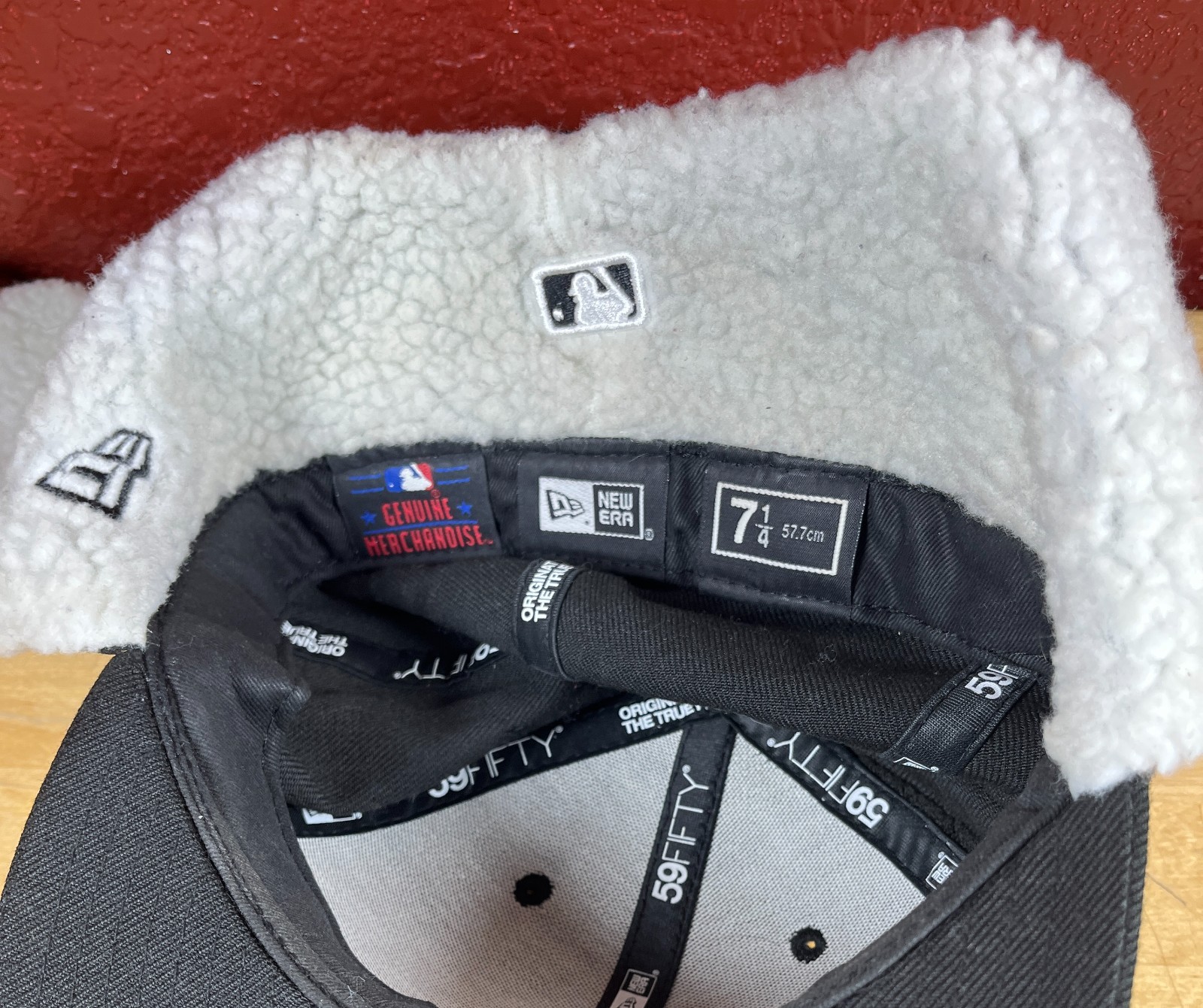 Chicago Cubs New Era 59Fifty Fitted 7 ¼ Faux Sherpa Ear Flap Hat MLB Baseball