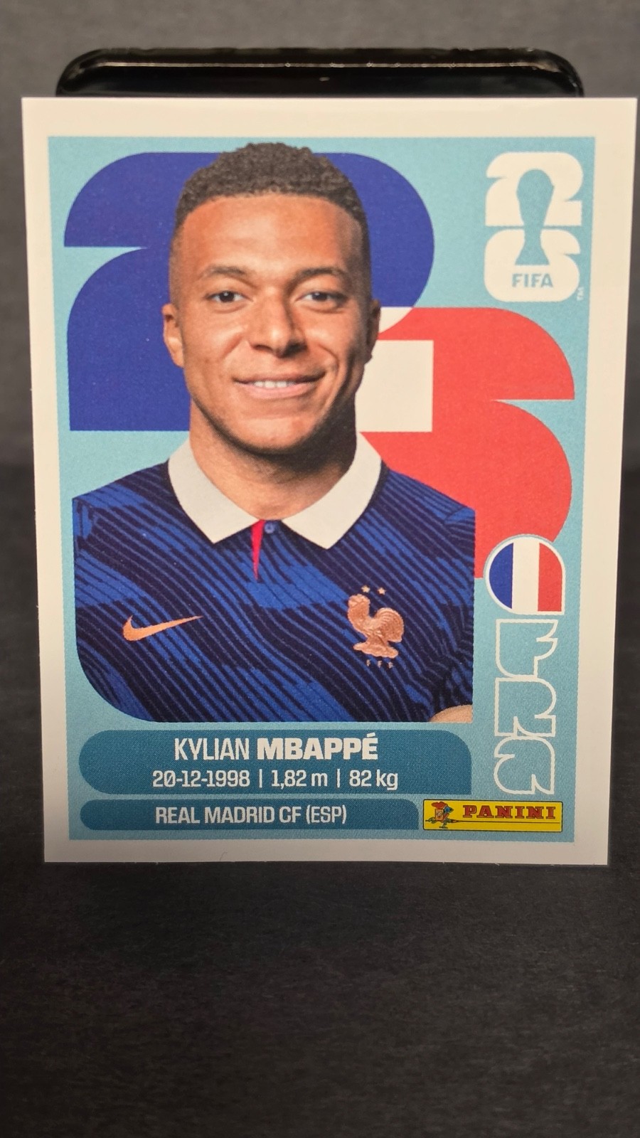 🔥2026 Fifa World Cup Panini Sticker White, Blue, Orange, Purple, Green🔥