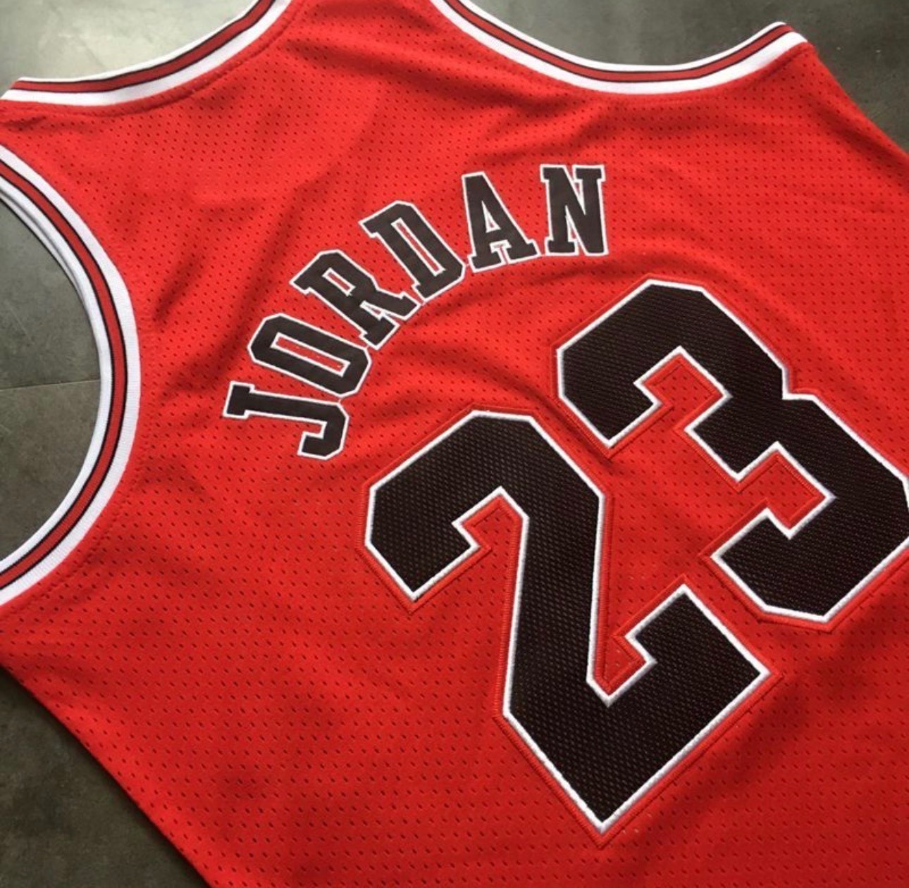 Chicago Bulls Michael Jordan NBA Finals vintage red basketball jersey