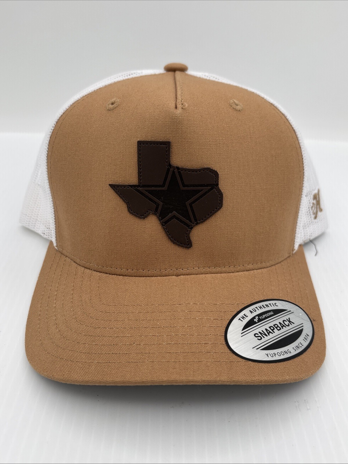 DALLAS COWBOYS NFL HOOEY HANDS UP TRUCKER MESH SNAPBACK HAT CAP TAN