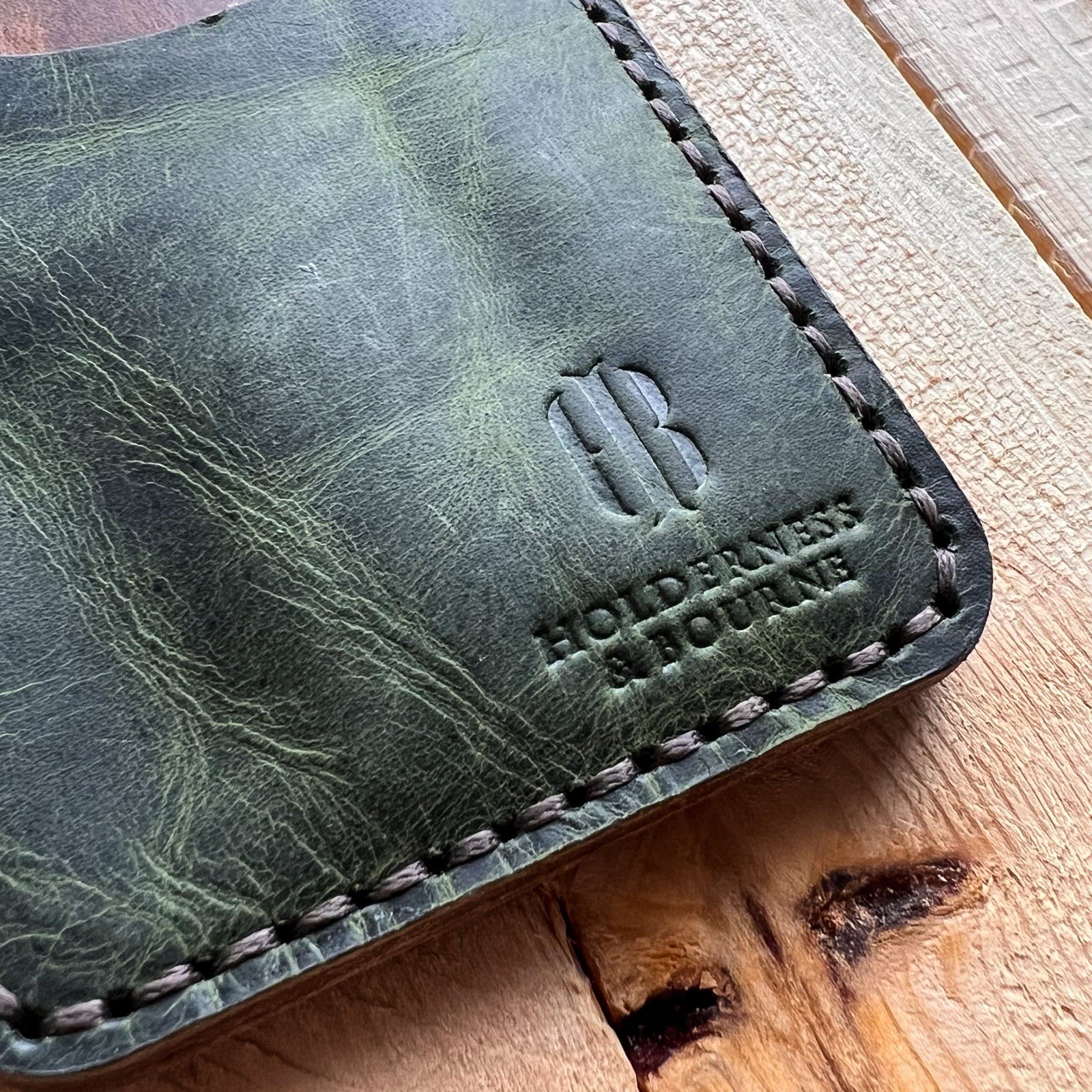 McArthur Golf Club Holderness & Bourne Wallet Genuine Leather Wax Green Minimal