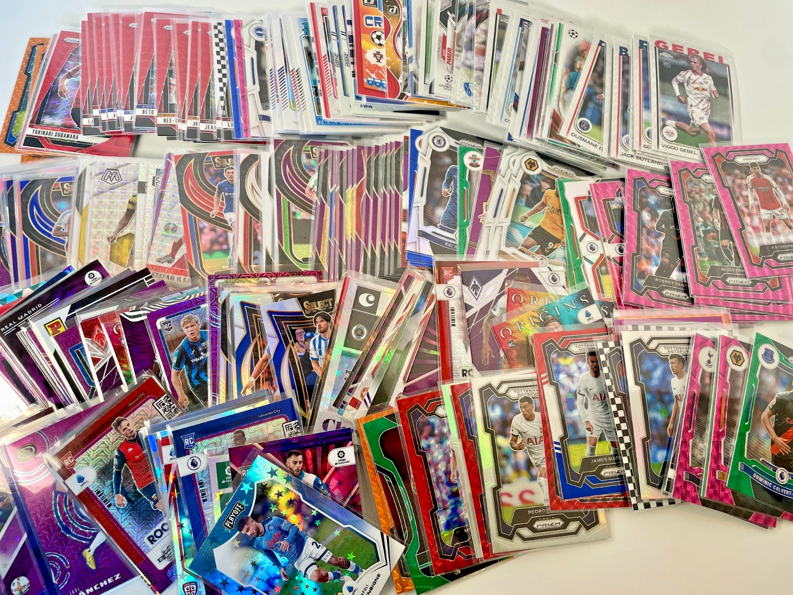 50 Soccer Cards Lot – Guaranteed 1 Auto/Relic 2-4 #’s RC Parallels -Mystery Mix!