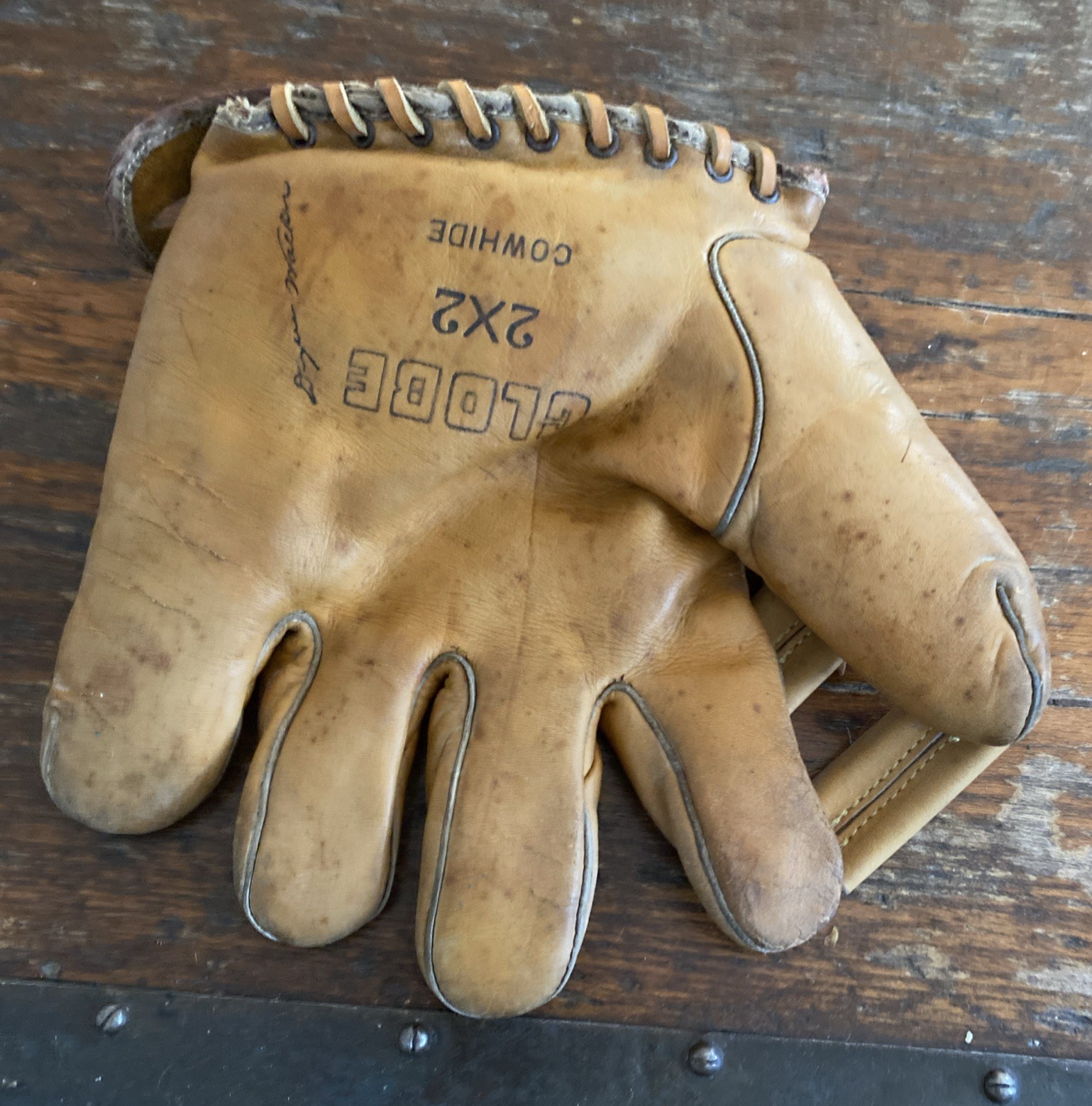VINTAGE Old KILLER 1930’s DIXIE WALKER Circa BASEBALL GLOVE Mitt Antique EARLY