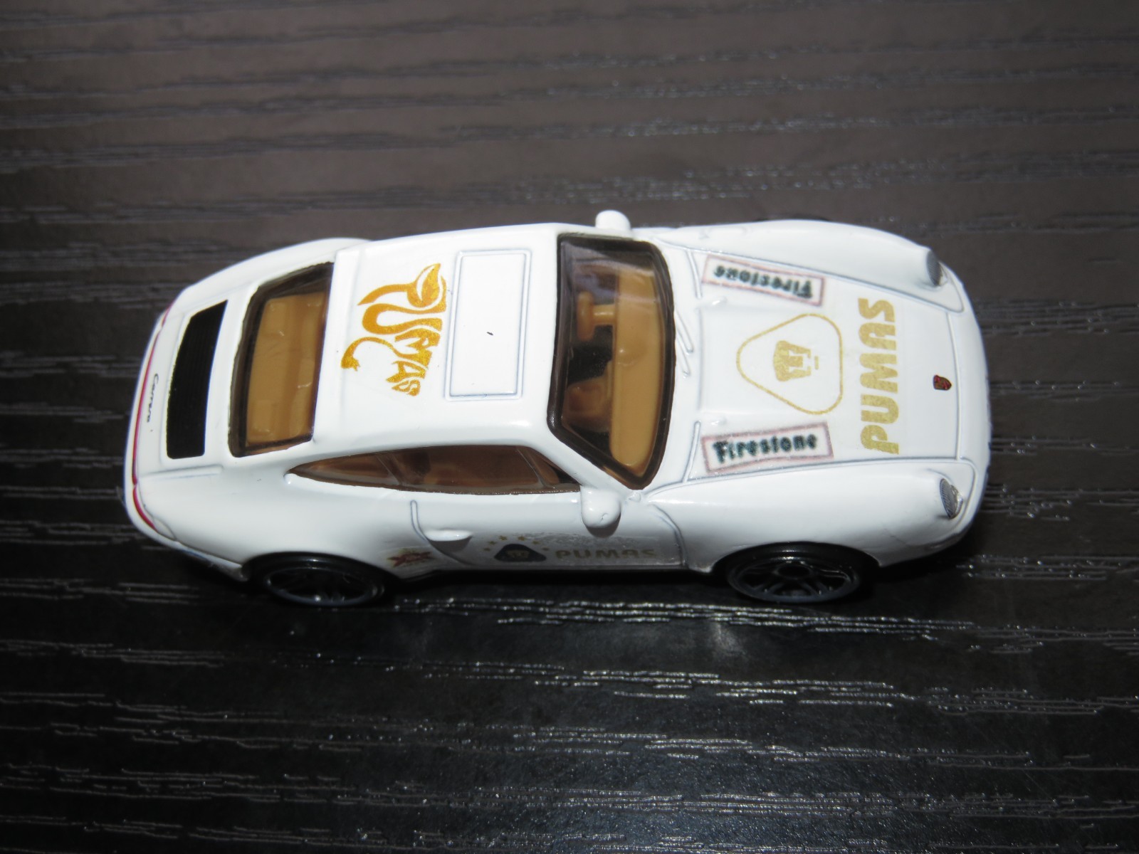 Hot Wheels – Matchbox with U.N.A.M. PUMAS Decals One-Of-A-Kind